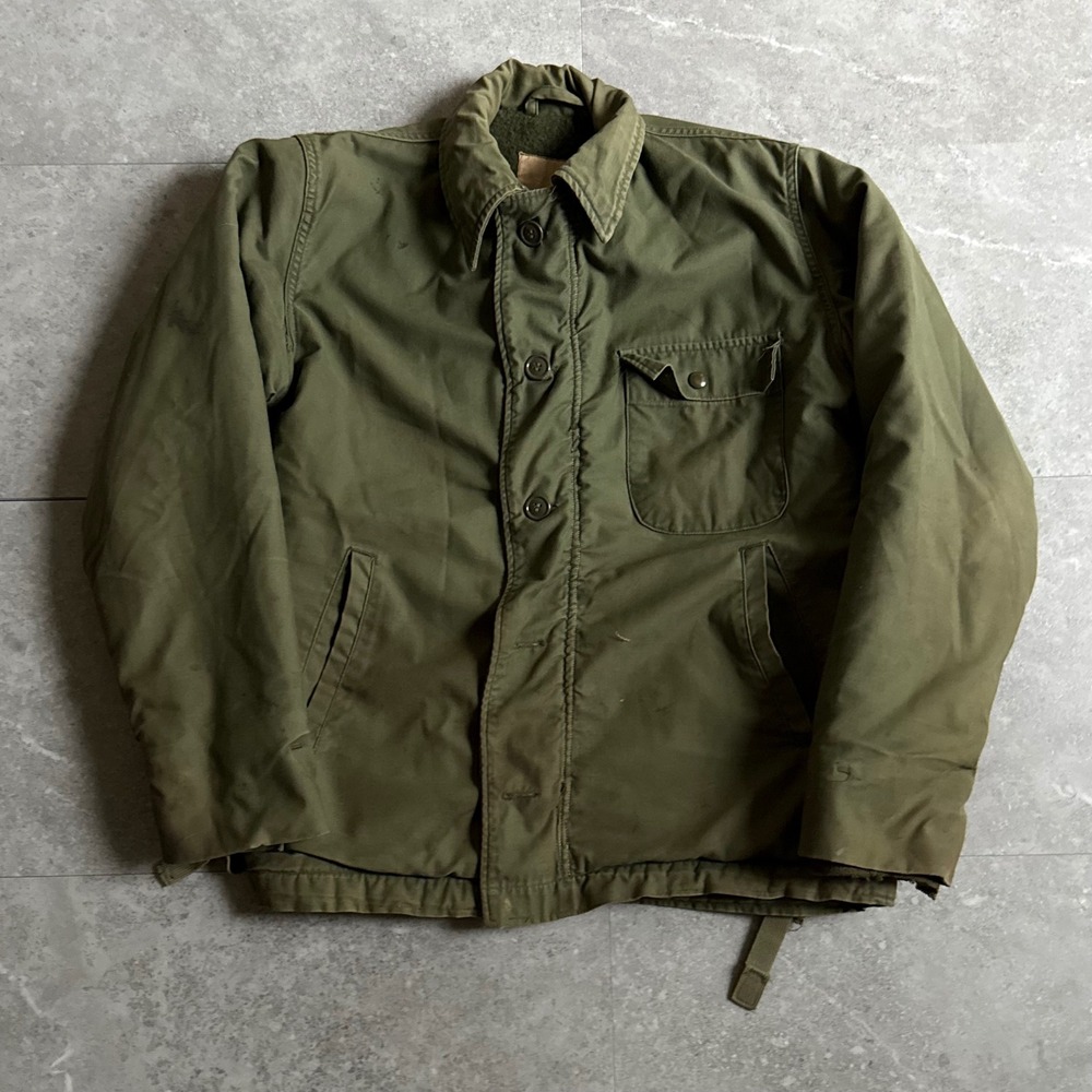 Vintage US Military A-2 Deck Jacket Medium
